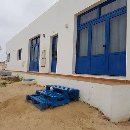 Azul بيت للعطل كاليتا دي سيبو