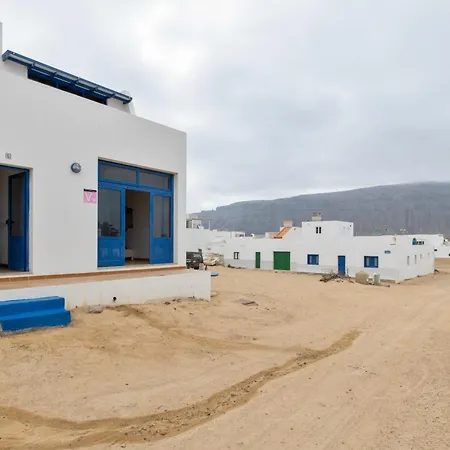 Azul بيت للعطل *